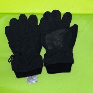 Boys Small Black Winter Gloves